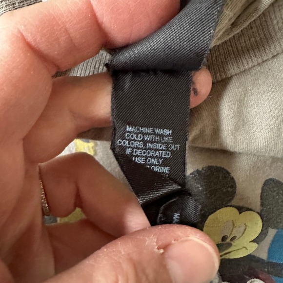 Disney Parks Walt Disney World T-Shirt Short Sleeve Mickey Mouse Crew Neck MED - Picture 10 of 10